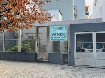 Casa de 4 ambientes, Villa Lugano · Venta Casa con Jardin, Patio y Terraza/garage/ Lote Propio/ Todo Luz