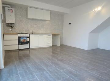 PH de 3 ambientes, Mar del Plata · PH 3 Ambientes, $900.000. Villa Primera. Casi Nuevo, en Dos Plantas.