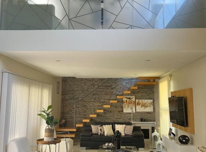 Casa en alquiler en Cipolletti · 3 ambientes