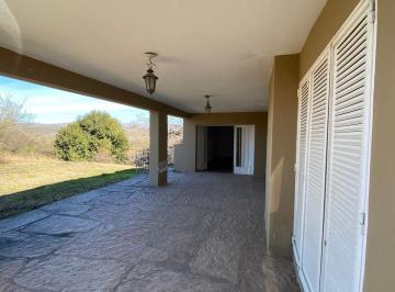 Casa · 156m² · 4 Ambientes · 1 Cochera · Venta Casa + Monoambiente con Escritura Mayu Sumaj