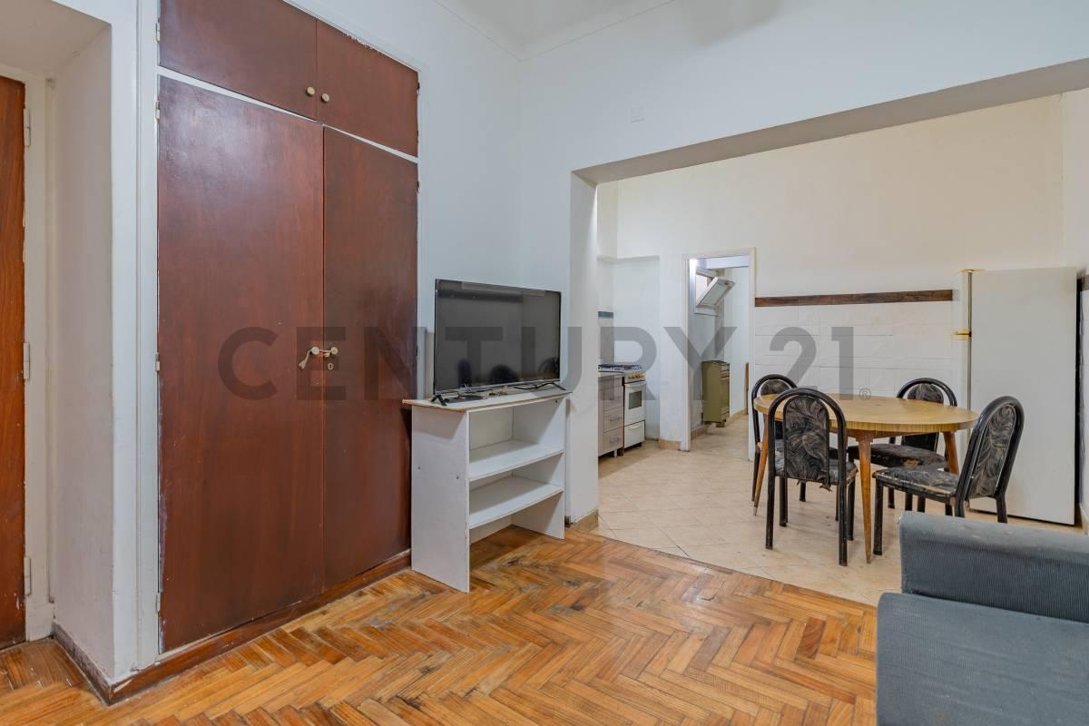 Departamento 2 amb, 43m² en planta baja con patio — Santa Cecilia