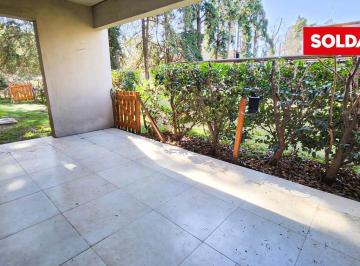 Departamento · 82m² · 3 Ambientes · 1 Cochera · Venta 3 Ambientes en Planta Baja, con Jardin, Bajada Highland Cc