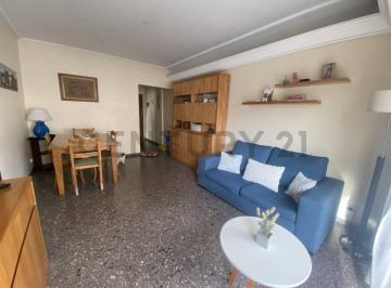 Departamento · 59m² · 3 Ambientes · Departamento 3 Ambientes en Venta con Balcón Corrido y Baulera - La Paternal