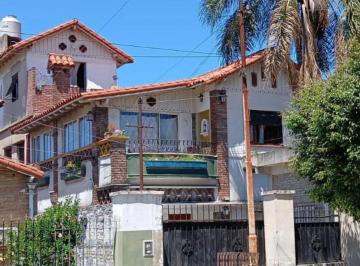 PH · 101m² · 4 Ambientes · 1 Cochera · Venta PH en Tres Plantas Negociable
