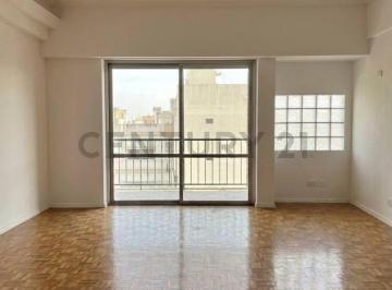 Departamento · 82m² · 3 Ambientes · Luminoso Depto 3 Ambientes en Congreso Venta