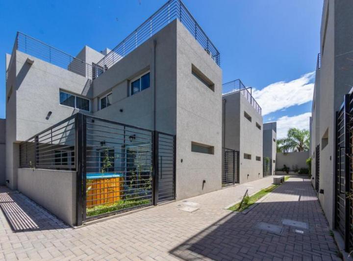 Casa en venta en Fisherton · 6 ambientes