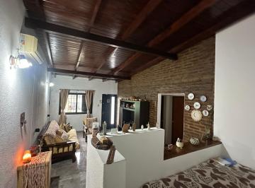 Casa · 119m² · 4 Ambientes · 2 Cocheras · Casa en Lisandro Olmos Etcheverry