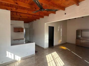 Casa · 49m² · 2 Ambientes · 1 Cochera · Casa en Villa Montoro