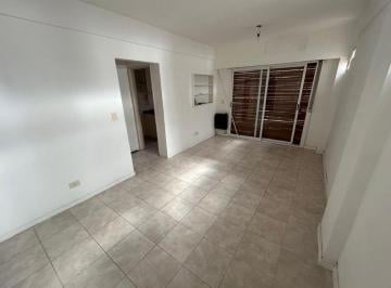 Departamento de 3 ambientes, Vicente López · Dpto 3 Amb. con Cochera.