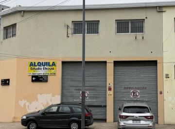 Local comercial , Villa Crespo · Galpon/local de 132 m² en Zona Warnes