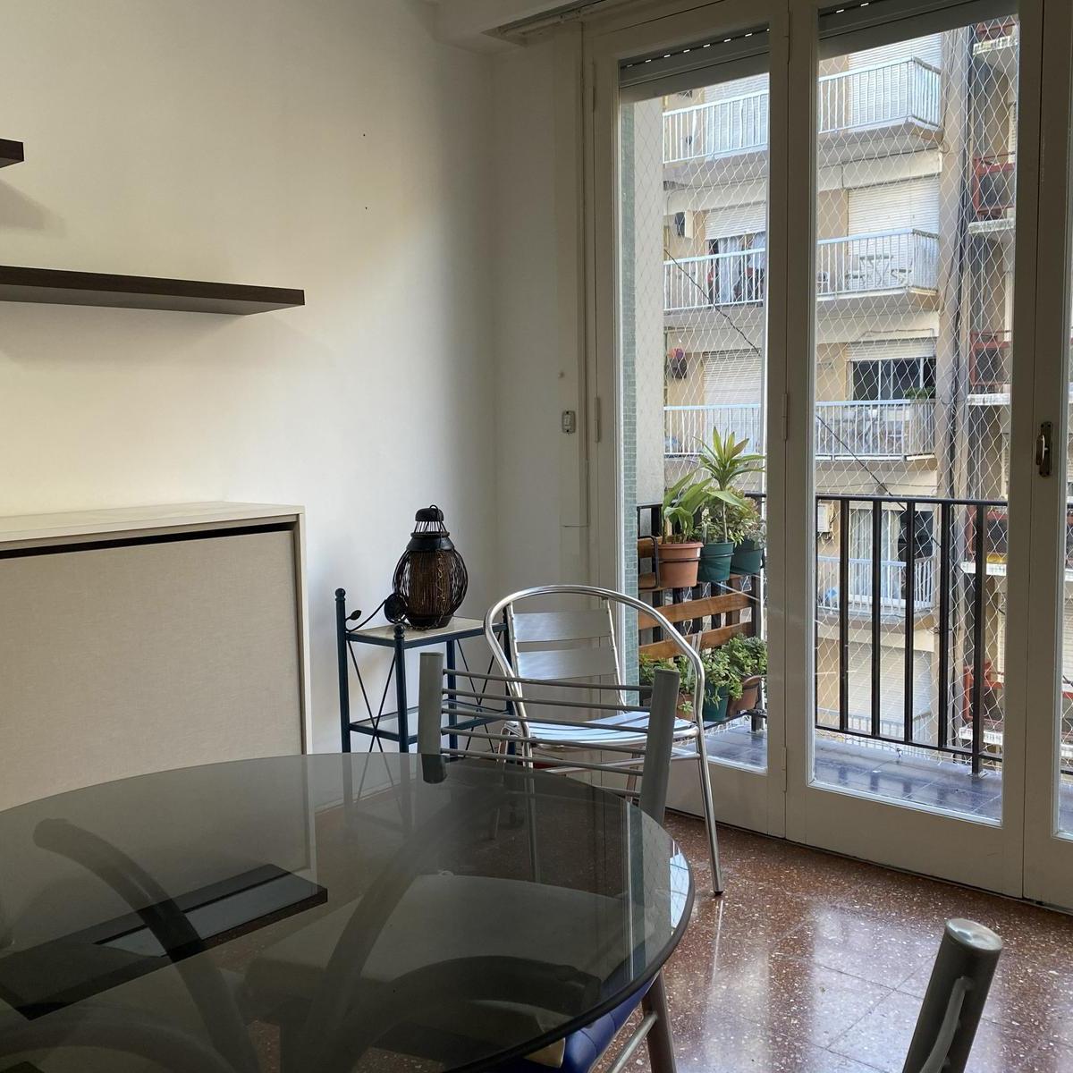 Depto 2 amb, 51m² con cochera y balcón — Güemes