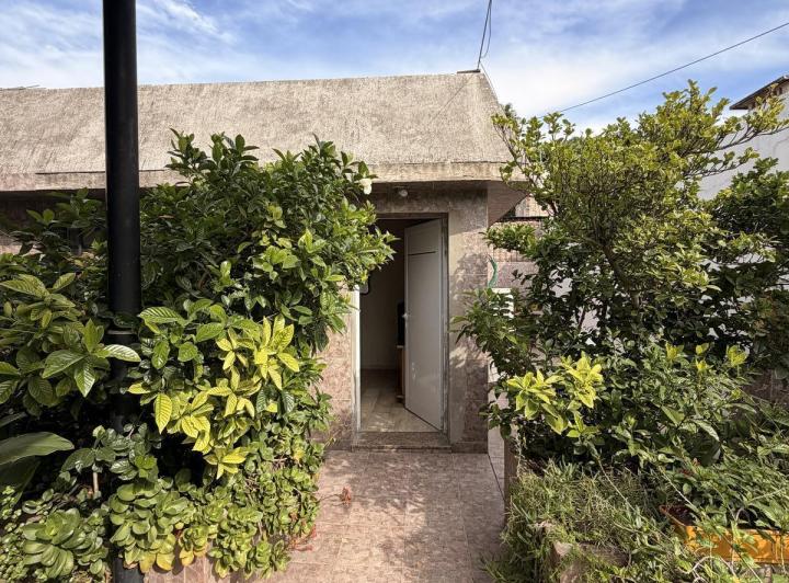 Casa · 151m² · 4 Ambientes · 1 Cochera