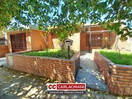 Casa en alquiler en Armstrong · 3 ambientes