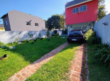Casa · 120m² · 4 Ambientes · 2 Cocheras · Casa 4 Ambientes en Venta El Trebol Apto Credito