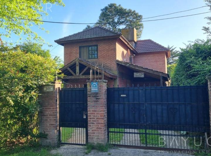 Casa en alquiler en Tortuguitas · 4 ambientes