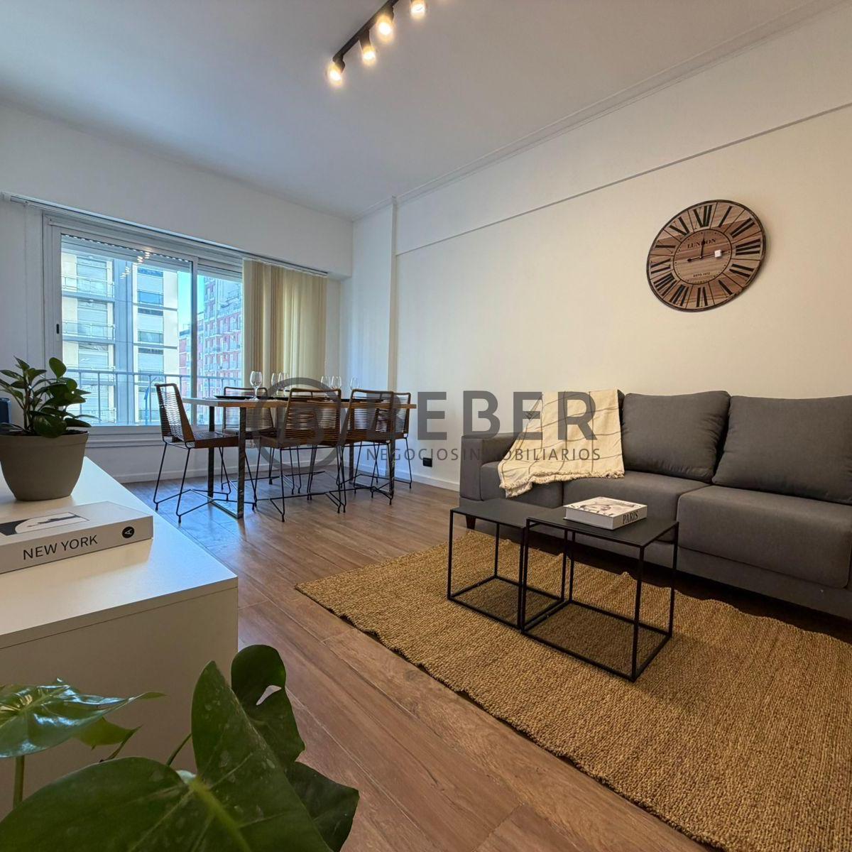 Depto 3 amb, 65m² reciclado con balcón francés — Plaza Colón