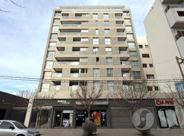 Departamento · 45m² · 2 Ambientes · 1 Cochera · En Alquiler Departamento 1 Dormitorio y Cochera - Pionero 4 - Cipolletti Centro