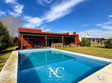Casa · 75m² · 3 Ambientes · 1 Cochera · Casa en Venta 4 Ambientes en La Matera II, Abasto La Plata