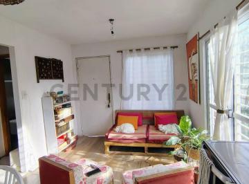 Casa · 50m² · 3 Ambientes · Venta de Casa en Parque Sicardi