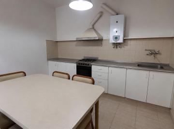 PH · 73m² · 3 Ambientes · PH de 3 Ambientes con Amplio Fondo Libre de 140 m²
