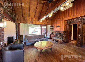 Casa · 1202m² · 5 Ambientes · 2 Cocheras · Casa en Venta Pinamar Zona Iglesia