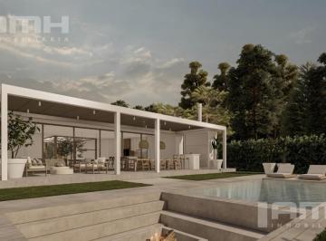 Casa · 235m² · 5 Ambientes · Casa Boulevard Ameghino