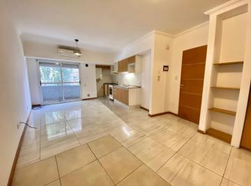 Departamento · 30m² · 1 Ambiente · Alquiler Monoambiente Externo con Balcon. Zona Centro.