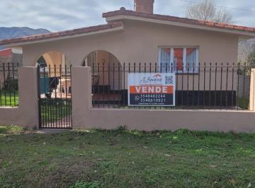Casa · 106m² · 2 Ambientes · 1 Cochera · Casa - La Falda