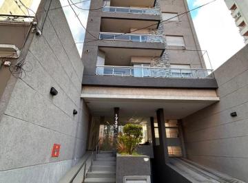 Departamento de 3 ambientes, Lanús · Depto 3 Ambientes con Balcon y Parrilla