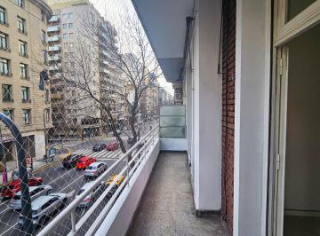 Departamento de 3 ambientes, Balvanera · Semipiso 3 Amb a La Calle C/ Balcón Corrido (C. A. b. A)