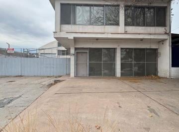 Bodega-Galpón de 9 ambientes, Dorrego · Alquiler Galpón en Dorrego en Calle Remedios Escalada