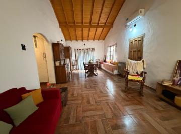Casa · 450m² · 4 Ambientes · 3 Cocheras · Casa en Venta Benavidez