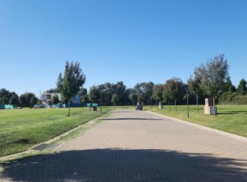 Terreno · 622m² · Terreno en Venta en El Barrio Los Cardos Pilar