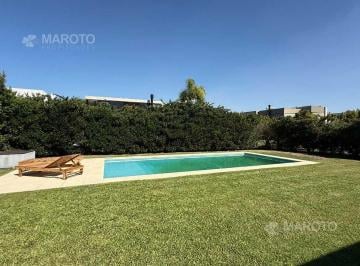 Casa · 158m² · 5 Ambientes · 3 Cocheras · Venta Casa 5 Amb. Barrio Vistas Puertos Escobar - Maroto Propiedades