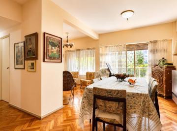 Departamento · 77m² · 4 Ambientes · 1 Cochera · Flores: Venta de Departamento 3 Amb C/dependencia - con Balcón Al Frente y Cochera