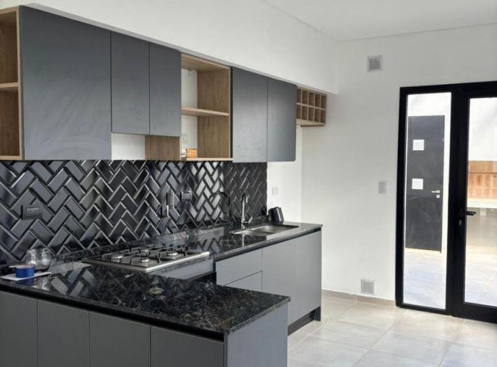 PH · 80m² · 3 Ambientes · 1 Cochera