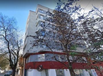 Local comercial · 65m² · 2 Esquina 46 Nº698 - Local