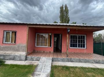 Casa de 4 ambientes, Los Corralitos · Casa en Venta C/ Cochera en Los Corralitos