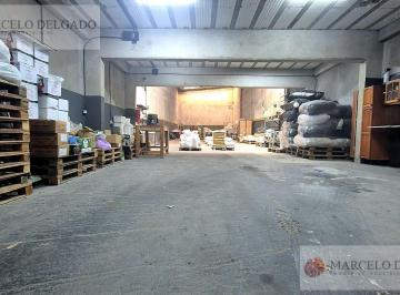 Bodega-Galpón · 500m² · Galpón - Depósito con Oficinas de 500 m² - Piñeyro, Avellaneda - Venta