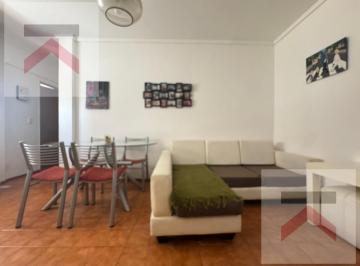 Departamento · 36m² · 2 Ambientes · Venta Departamento 2 Amb Piso Alto Luminoso Bajas Expensas Balvanera Congreso Monserrat