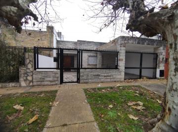 HGP-HGP-9596_2 · Casa 4 Ambientes. | Av San Martin Al 100