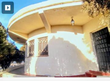 Casa de 9 ambientes, La Consulta · Hermosa y Cómoda Casa en Plena Zona Turística del Valle de Uco