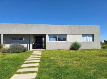 Casa · 133m² · 4 Ambientes · Venta Casa San Sebastian Area 1 4 Ambientes