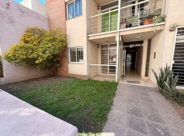 Departamento · 40m² · 2 Ambientes · Alquiler | Av Vélez Sarsfield | Nueva Córdoba | 1 Dorm, Balcón, Pileta, Sum