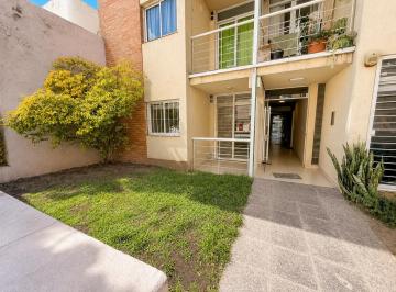 Departamento · 40m² · 2 Ambientes · Alquiler | Av Vélez Sarsfield | Nueva Córdoba | 1 Dorm, Balcón, Pileta, Sum
