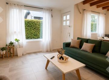 Casa · 65m² · 3 Ambientes · 1 Cochera · Venta Casa 2 Dorm. - Bº. La Cascada - San Martin de Los Andes