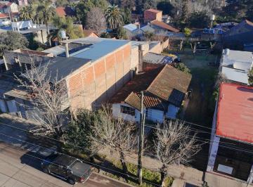 Casa · 130m² · 6 Ambientes · 4 Cocheras · Casa 6 Ambientes Lote 750 m² Apto Crédito Paso del Rey Moreno
