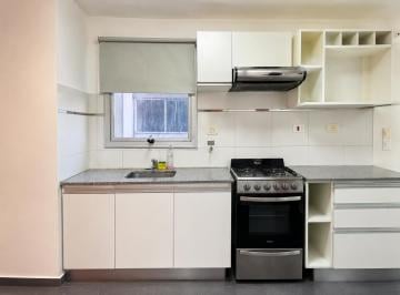 Departamento en Alquiler de 1 ambiente La Plata · Monoambiente Dividido con Balcón y Cochera en Alquiler - 13 E/38 y 39 La Plata