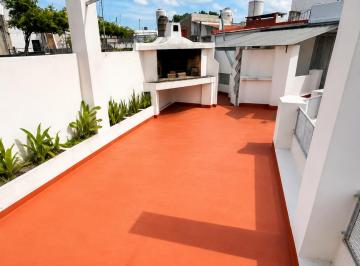 Casa de 5 ambientes, Parque Chas · Hermosa Casita Reciclada con Estilo Propio con Gran Potencial y Terraza Propia