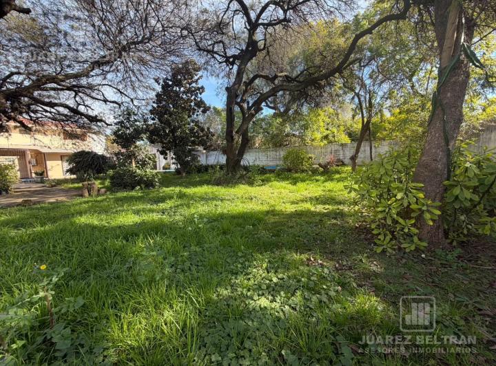 Terreno · 601m²